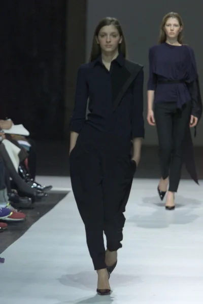 Look 19